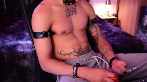 Snapshot of demonkush_ chatting on July 12, 6:54 pm DemonKush online show from July 12, 6:54 pm