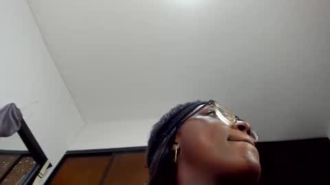 demonychloe online show from March 28, 1:38 am