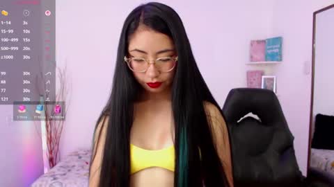 Snapshot of demyanderson_ chatting on June 27, 11:32 pm Demy online show from June 27, 11:32 pm