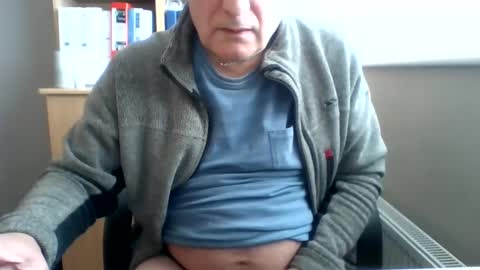 Snapshot of den66_ chatting on January 10, 2:19 pm den66_ online show from January 10, 2:19 pm