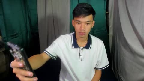 den_cummers online show from March 22, 10:51 am