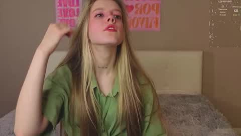 Emma online show from February 4, 6:47 pm