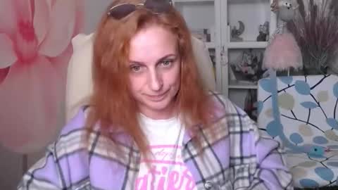Snapshot of denhiey_here chatting on May 14, 5:31 pm denhiey online show from May 14, 5:31 pm