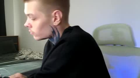 Denis online show from May 26, 2:13 pm