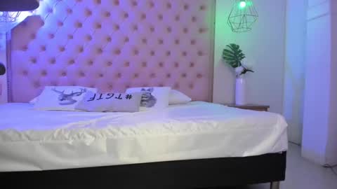 denisse_logan online show from November 11, 3:17 am