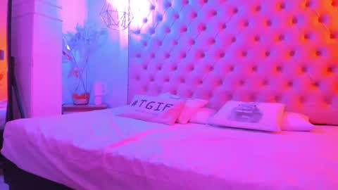 Snapshot of denisse_logan chatting on July 9, 3:10 am denisse_logan online show from July 9, 3:10 am