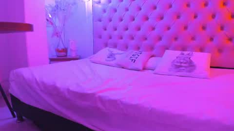 Snapshot of denisse_logan chatting on July 10, 3:11 am denisse_logan online show from July 10, 3:11 am