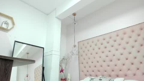 Snapshot of denisse_logan chatting on July 13, 3:09 am denisse_logan online show from July 13, 3:09 am