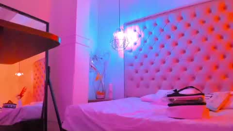 Snapshot of denisse_logan chatting on July 24, 3:15 am denisse_logan online show from July 24, 3:15 am
