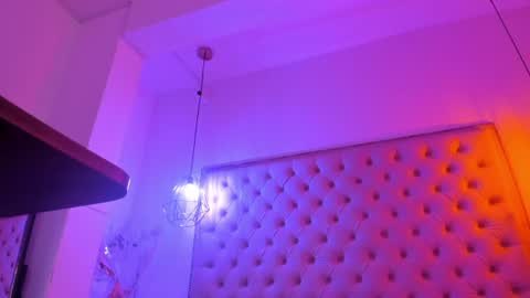 Snapshot of denisse_logan chatting on July 27, 3:24 am denisse_logan online show from July 27, 3:24 am