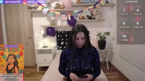    online show from December 3, 4:05 pm