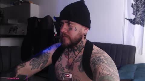 Oliver online show from February 16, 6:26 pm