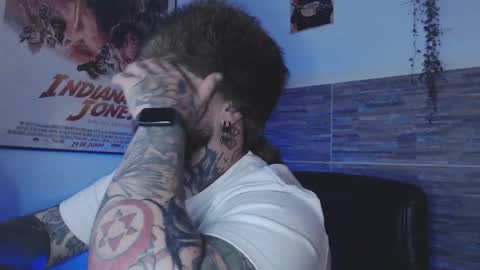 Oliver online show from March 15, 11:00 pm