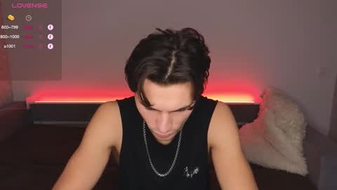 Den online show from February 8, 1:47 pm