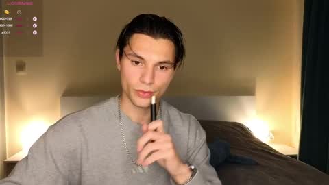 Den online show from April 10, 6:23 pm