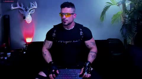 Snapshot of dennis_cox_ chatting on February 21, 7:20 am dennis_cox_ online show from February 21, 7:20 am