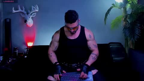 Snapshot of dennis_cox_ chatting on February 22, 6:13 am dennis_cox_ online show from February 22, 6:13 am