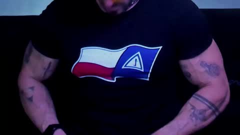 Snapshot of dennis_cox_ chatting on March 5, 6:42 am dennis_cox_ online show from March 5, 6:42 am