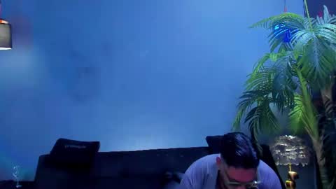 dennis_cox_ online show from July 20, 10:34 pm