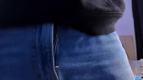 Snapshot of dennis_munera chatting on November 19, 4:23 am dennis munera online show from November 19, 4:23 am