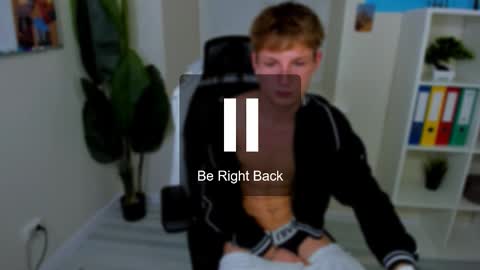 Snapshot of dennis_rodriguez chatting on November 25, 3:39 am Dennis online show from November 25, 3:39 am