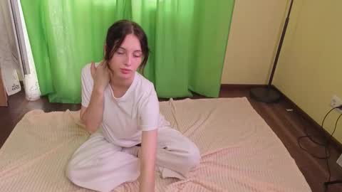 Olivia online show from September 14, 9:19 am