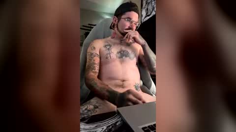 dennisman4151 online show from July 22, 4:54 pm