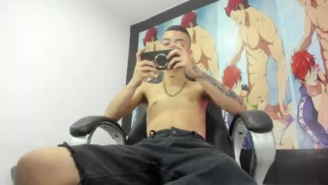 Snapshot of dereck_boyy_ chatting on June 4, 3:56 am Dereck Boy online show from June 4, 3:56 am