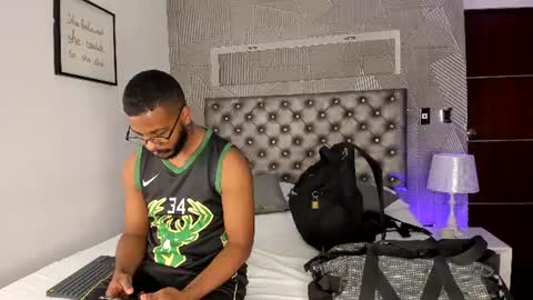 Dereck and Jake online show from July 11, 12:19 pm