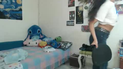 derek_44 online show from February 6, 12:48 am