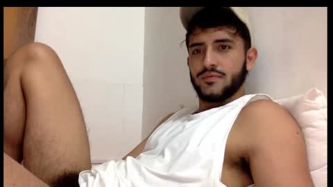 Snapshot of derek_smiith chatting on February 26, 6:54 pm Derek smiith online show from February 26, 6:54 pm