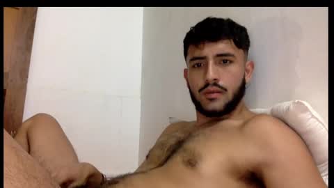 Snapshot of derek_smiith chatting on March 3, 8:21 pm Derek smiith online show from March 3, 8:21 pm