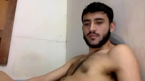 Snapshot of derek_smiith chatting on September 23, 4:54 pm Derek smiith online show from September 23, 4:54 pm