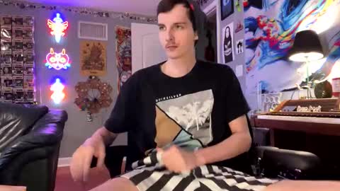 Snapshot of derekdings chatting on September 22, 1:57 pm derekdings online show from September 22, 1:57 pm