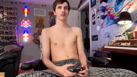 derekdings online show from October 23, 3:11 pm