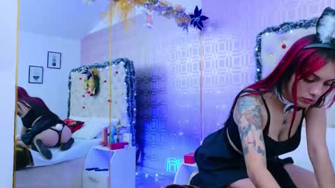 Snapshot of derieri_d chatting on December 2, 6:47 pm Derieri D online show from December 2, 6:47 pm