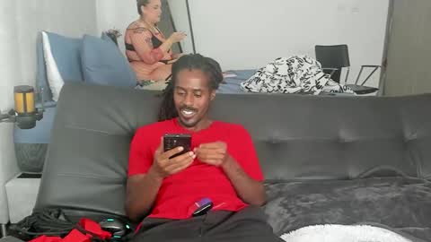 Snapshot of derkdiggler89 chatting on May 27, 5:10 pm Derk Mae online show from May 27, 5:10 pm