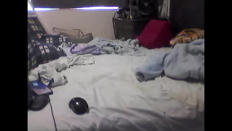 Snapshot of deroseblack chatting on October 28, 3:04 pm deroseblack online show from October 28, 3:04 pm