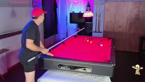 Snapshot of derrick_and_brittany chatting on November 4, 4:44 am Derrick 52 and Brittany 50 online show from November 4, 4:44 am