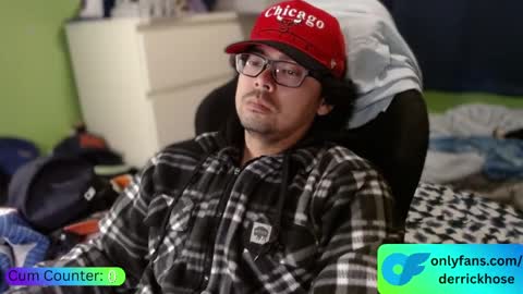 Snapshot of derrick_hose chatting on May 2, 3:00 am Derrick Hose online show from May 2, 3:00 am