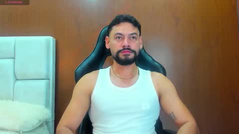 Snapshot of derrybigger_cm chatting on December 5, 6:59 pm DerryBigger CM online show from December 5, 6:59 pm