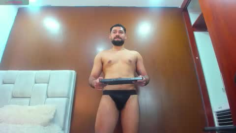 Snapshot of derrybigger_cm chatting on February 27, 8:20 pm DerryBigger CM online show from February 27, 8:20 pm