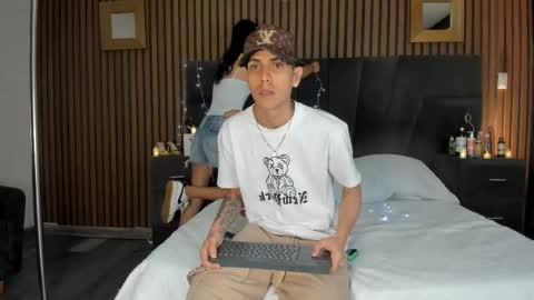 derrymeyers online show from October 20, 3:51 am