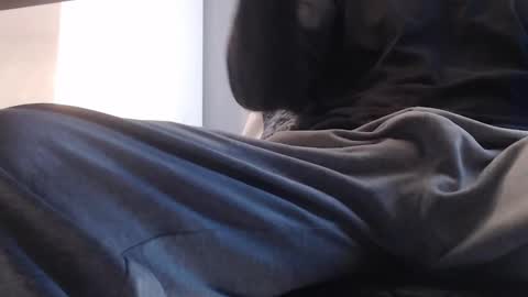 Snapshot of derstier02 chatting on October 29, 11:01 am derstier02 online show from October 29, 11:01 am