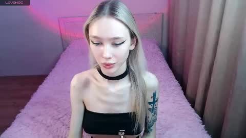 Ari online show from February 25, 7:14 pm