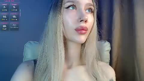 Snapshot of des_ch chatting on July 14, 4:13 pm Ari online show from July 14, 4:13 pm