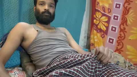 desi_boy799417 online show from April 25, 6:38 am