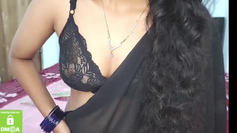 Snapshot of desicoupleshow chatting on January 7, 4:27 pm Eva and Adam online show from January 7, 4:27 pm