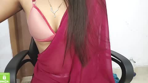 Snapshot of desicoupleshow chatting on January 22, 9:35 am Eva and Adam online show from January 22, 9:35 am