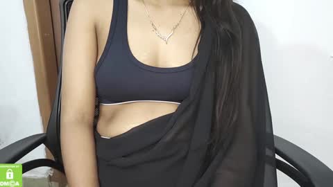 Snapshot of desicoupleshow chatting on February 4, 4:18 pm Eva and Adam online show from February 4, 4:18 pm